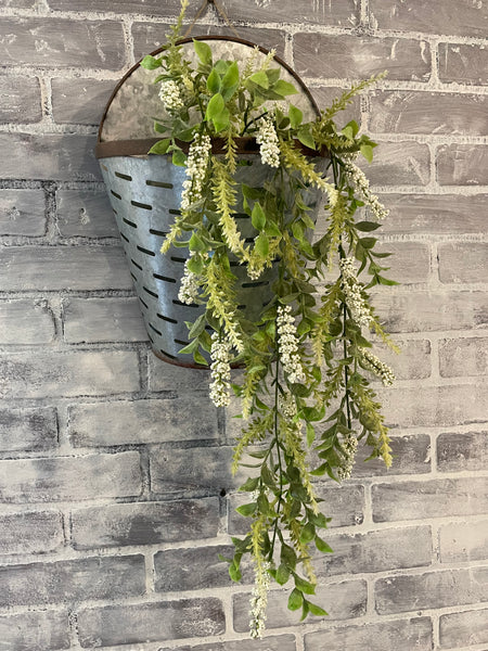 Stem - Hanging Cream Greenery