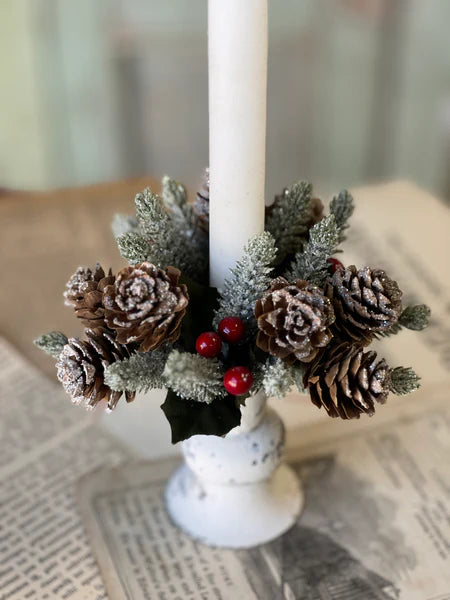 Candle Ring/Wreath - Icy Berry & Pinecones